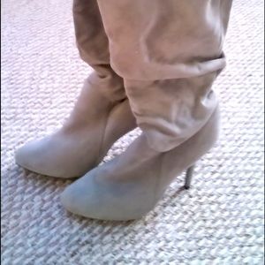 Nice pair of boots. New.